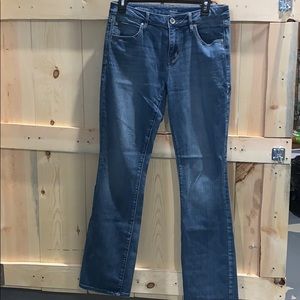 - a.n.a. Bootcut jeans
